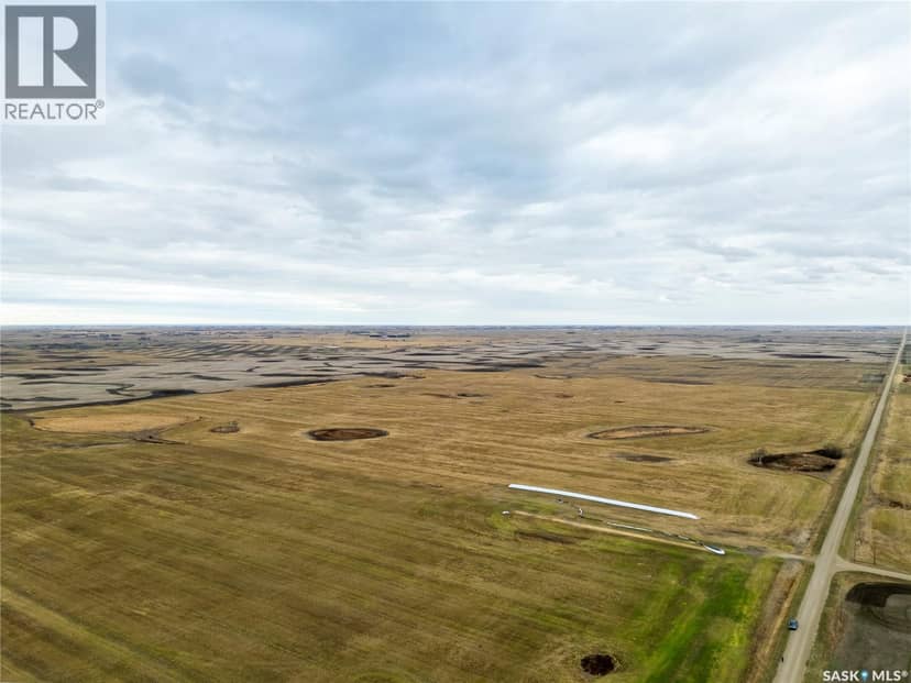 2,326 Acres - Estevan/Macoun, Benson Rm No. 35, photo 6