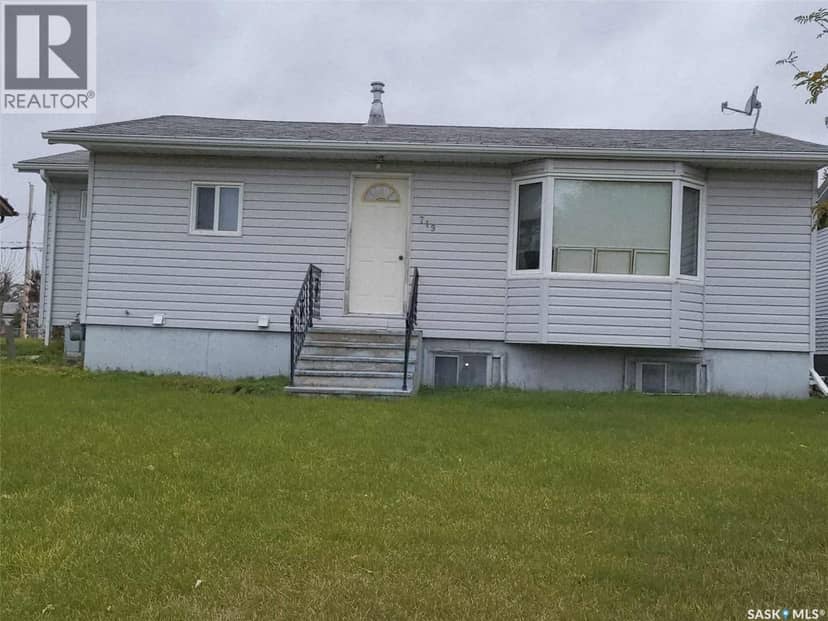719 Donald STREET — photo 15 of 39