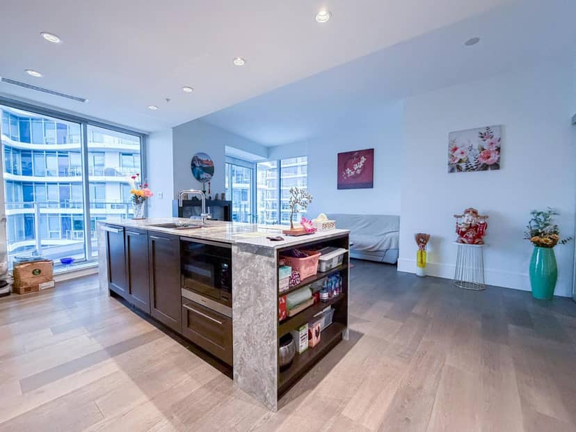 1503 1500 MARTIN STREET, White Rock, photo 2