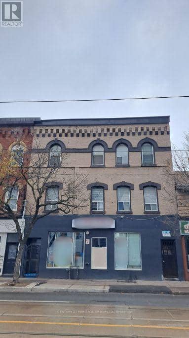 250 Queen Street E — photo 4 of 30