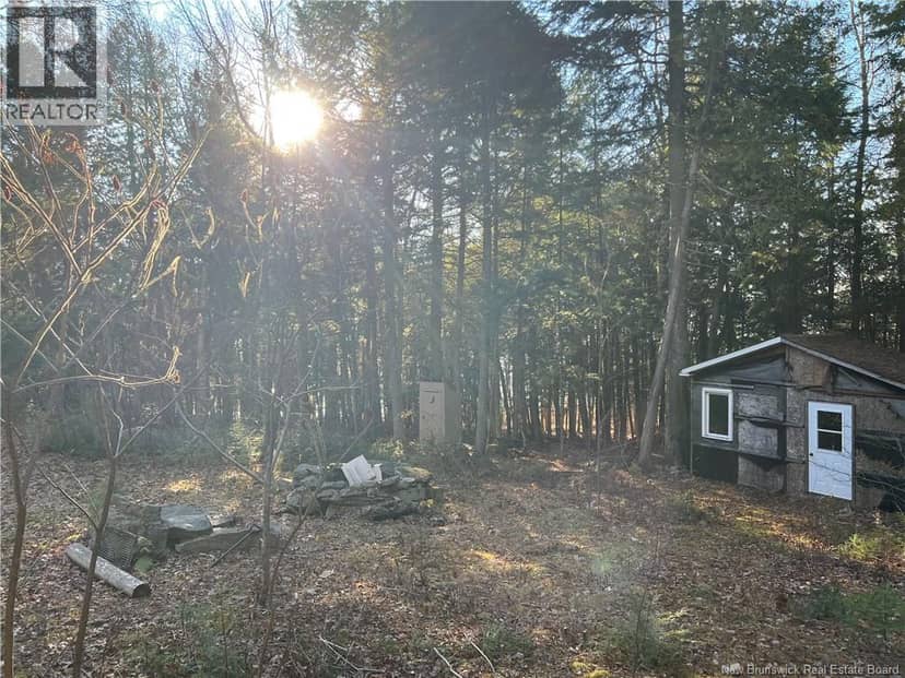 4 Pamela Lane — photo 7 of 29