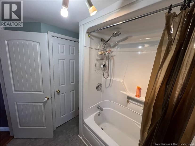 4 Pamela Lane — photo 19 of 29