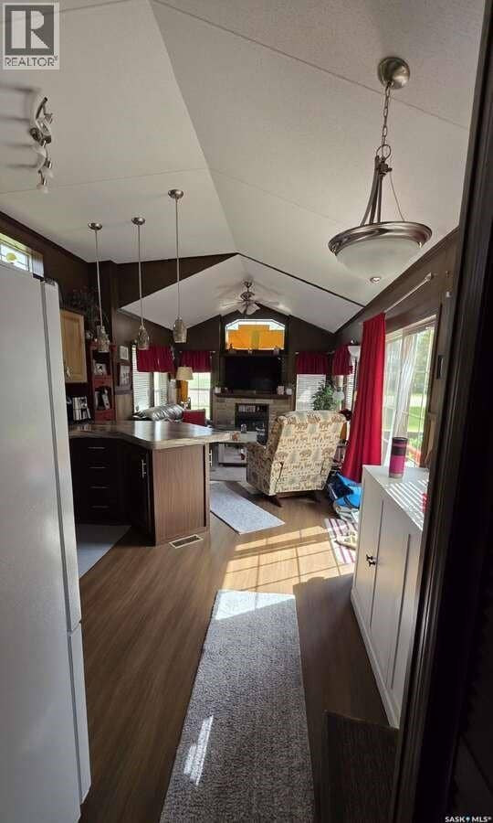 301 Railway STREET — photo 14 of 16