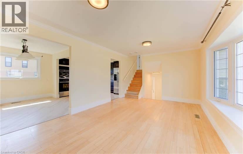 1493 QUEENS Boulevard — photo 10 of 39