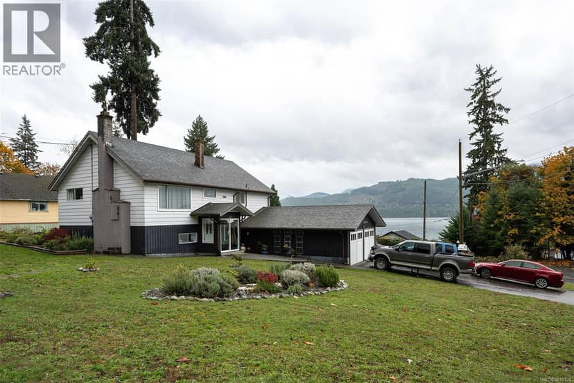 10654 Youbou Rd, Youbou