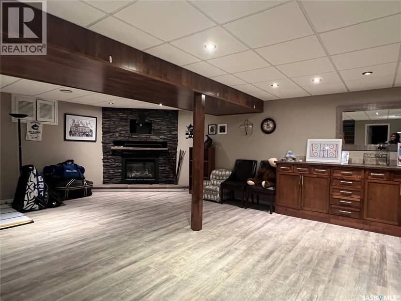 235 George CRESCENT — photo 23 of 27