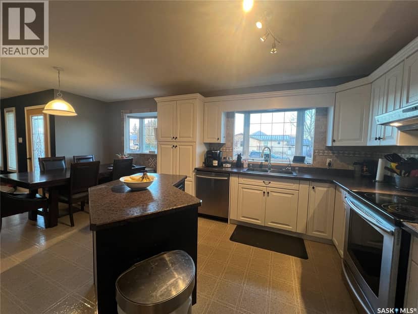 235 George CRESCENT, Esterhazy, photo 3