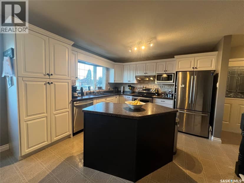 235 George CRESCENT, Esterhazy, photo 4