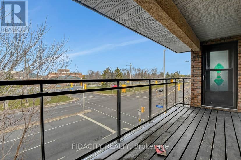 309 - 1490 Heron Road — photo 19 of 20