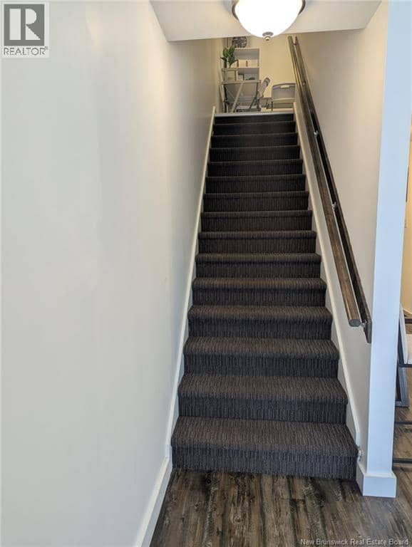 135 Waterloo Street — photo 13 of 25