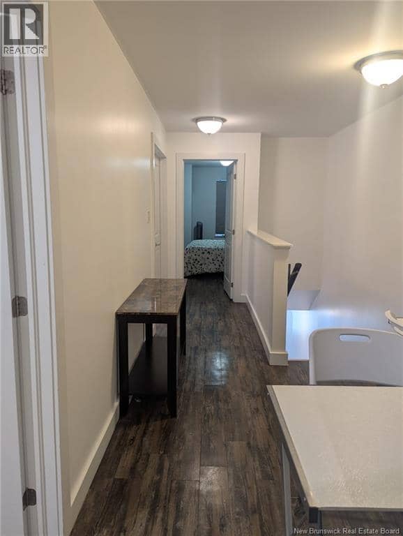 135 Waterloo Street — photo 14 of 25