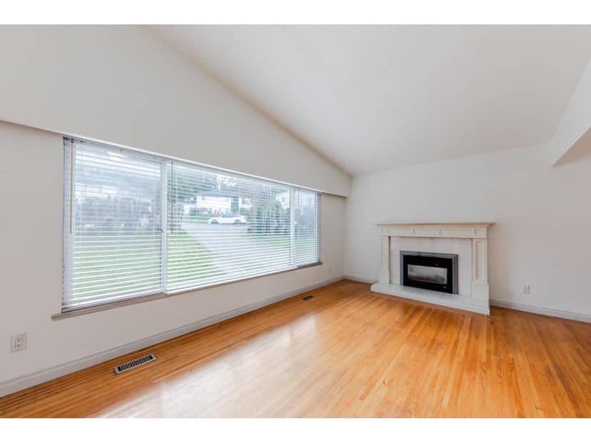 11411 LOUGHREN DRIVE, Surrey, photo 7