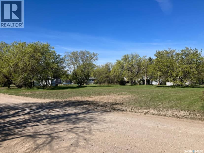 108-114 Kingsway DRIVE, Nipawin, photo 2