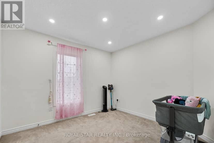 61 Aldersgate Drive — photo 38 of 40