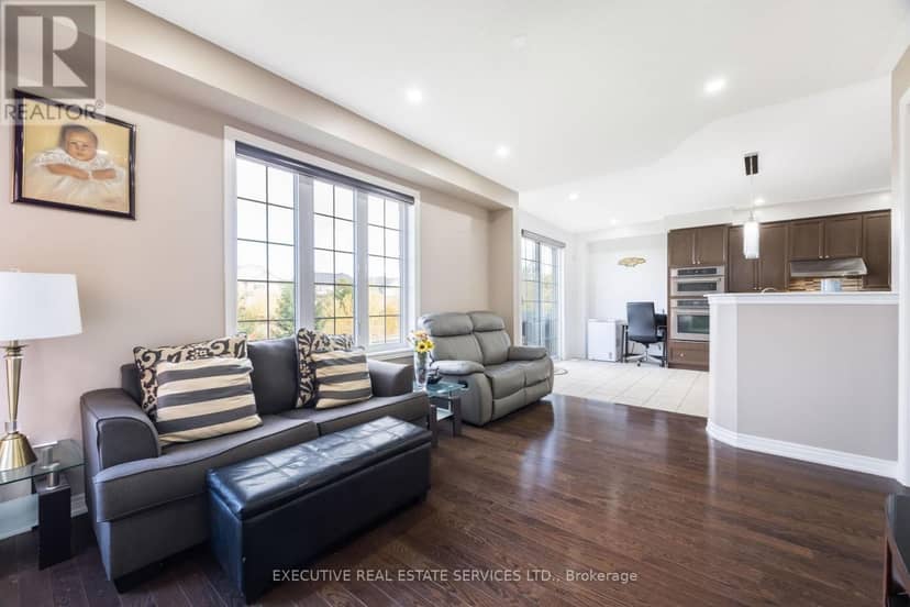 37 Ross Drive — photo 12 of 40