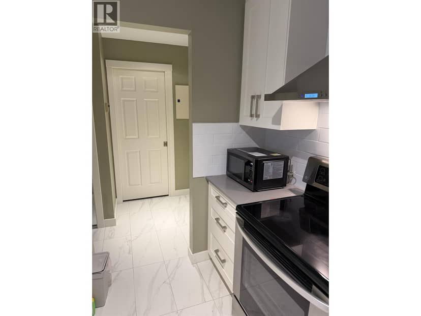 328 7480 ST. ALBANS ROAD, Richmond