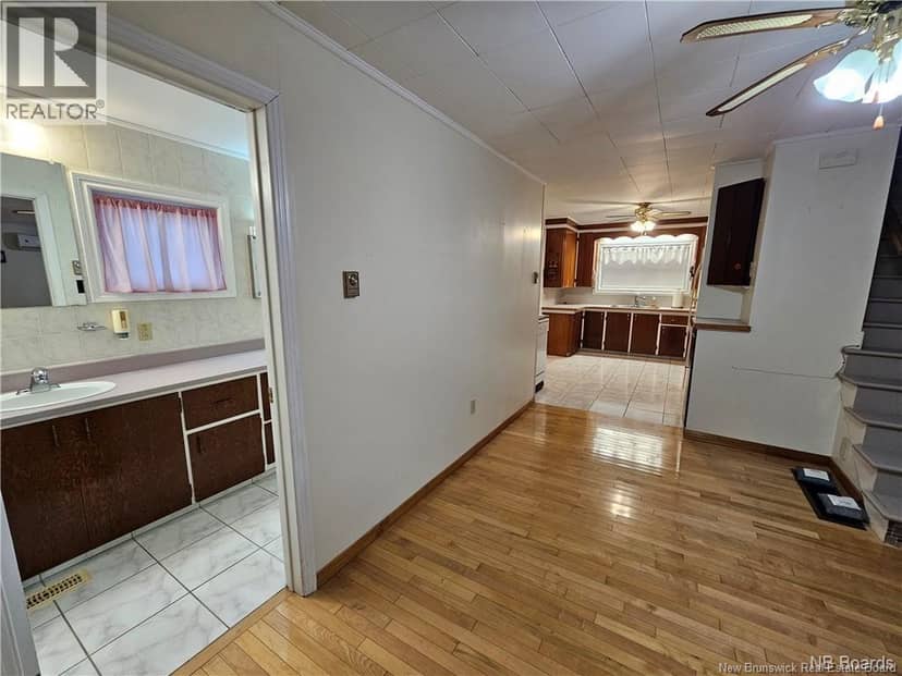 258 Main Street — photo 18 of 40