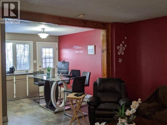 148 & 150 Dawson Drive — photo 10 of 37