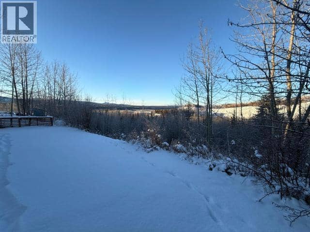 148 & 150 Dawson Drive — photo 4 of 37