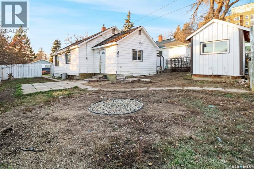 365 3rd AVENUE NE — photo 19 of 23