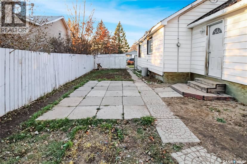 365 3rd AVENUE NE — photo 22 of 23