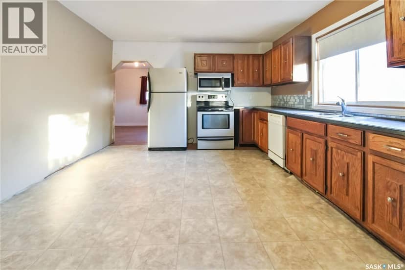 365 3rd AVENUE NE, Swift Current, photo 7
