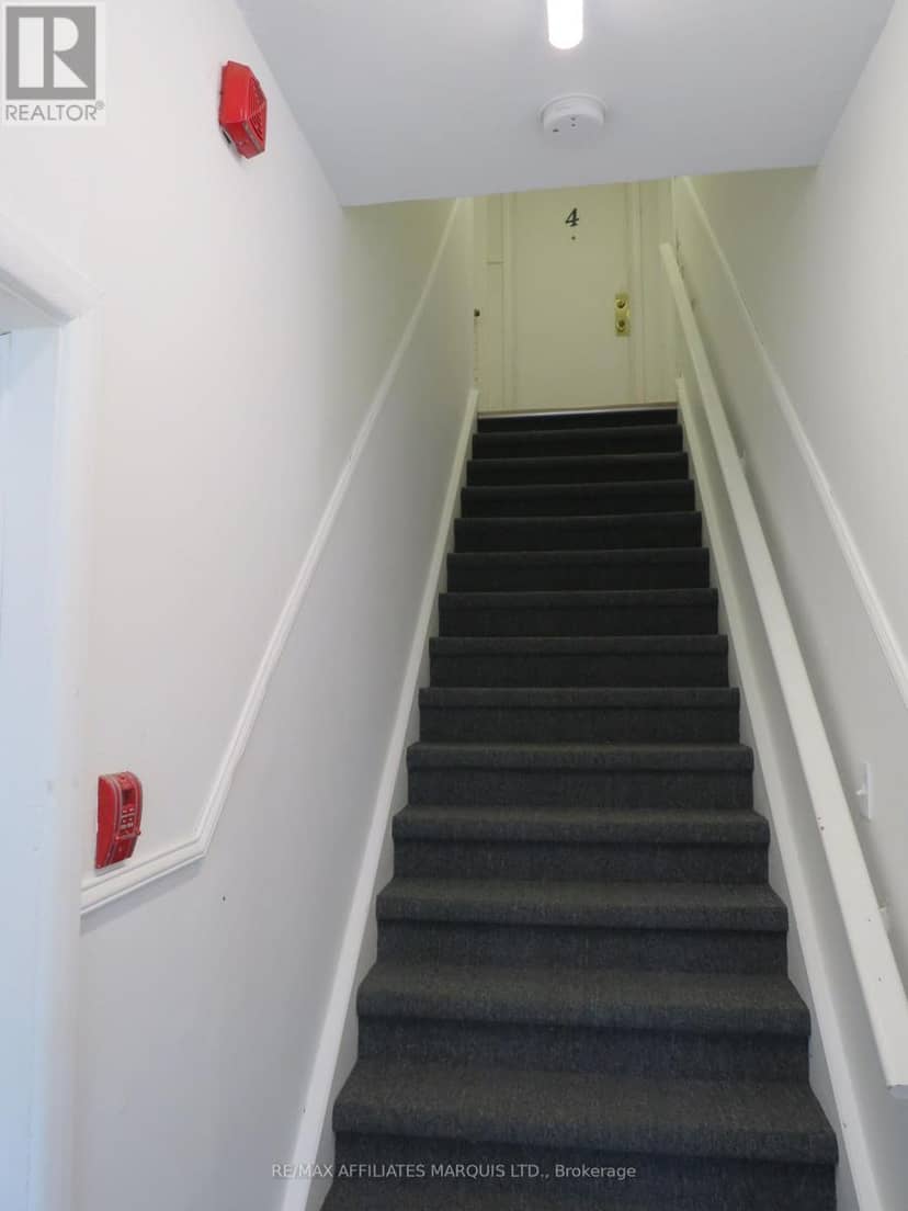 107 Seventh Street W — photo 4 of 9