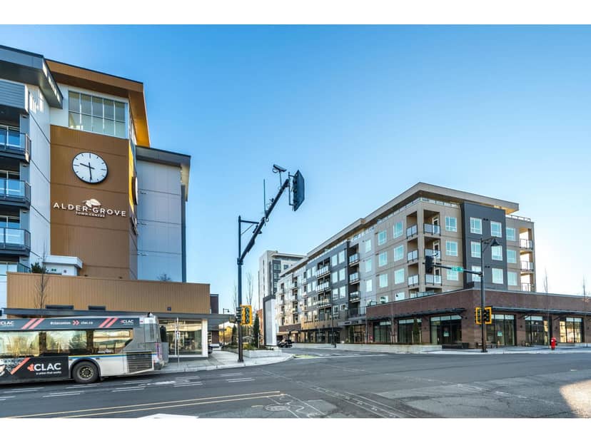 404 27218 ALDERGROVE TOWN CENTRE DRIVE, Langley, photo 2