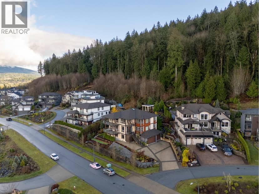 11000 CARMICHAEL STREET, Maple Ridge, photo 2