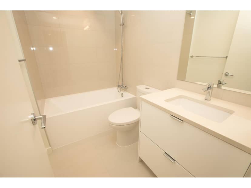 2206 13675 107A AVENUE, Surrey, photo 7