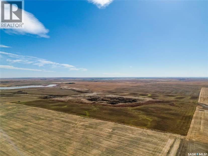 1 Quarter Near Gravelbourg, SK (Laflamme) — photo 2 of 8