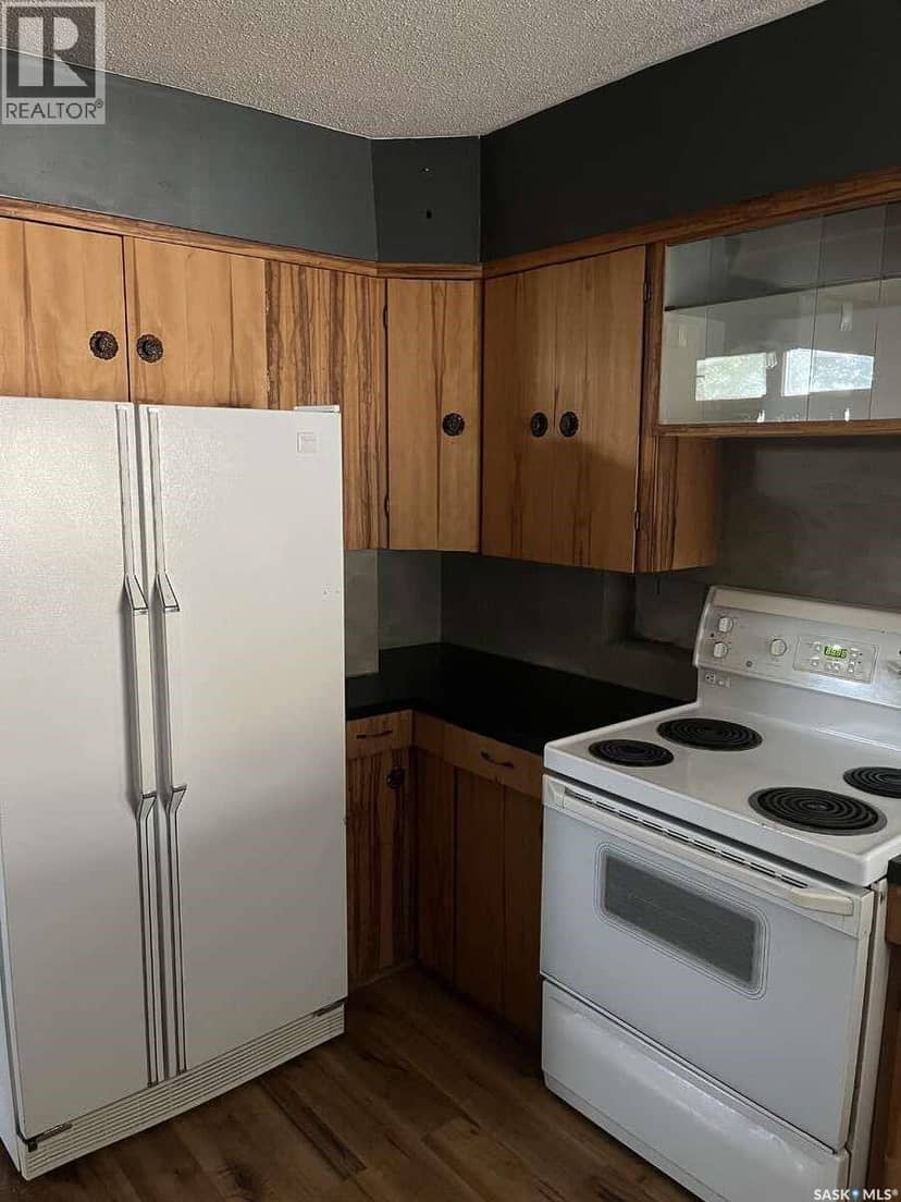 506 1st AVENUE W — photo 10 of 31