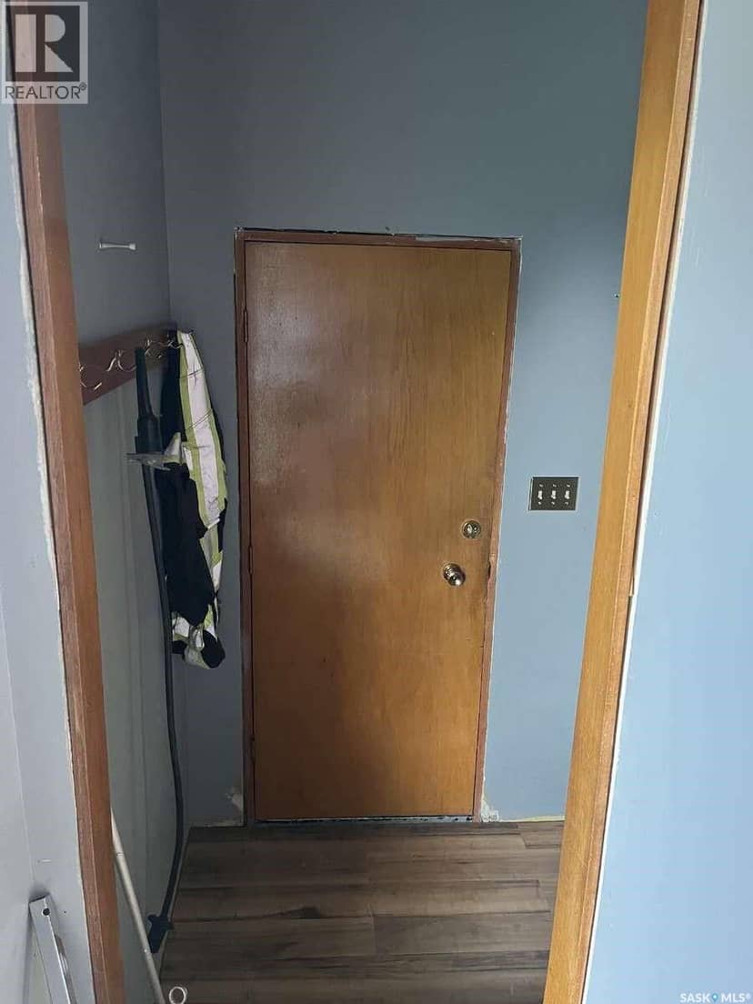 506 1st AVENUE W — photo 23 of 31