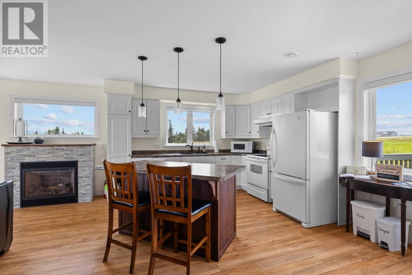 31 Sanford Lane, New Dominion, photo 8
