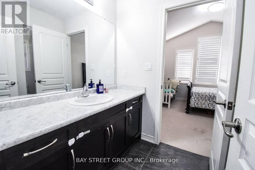 490 Silverwood Avenue — photo 25 of 36