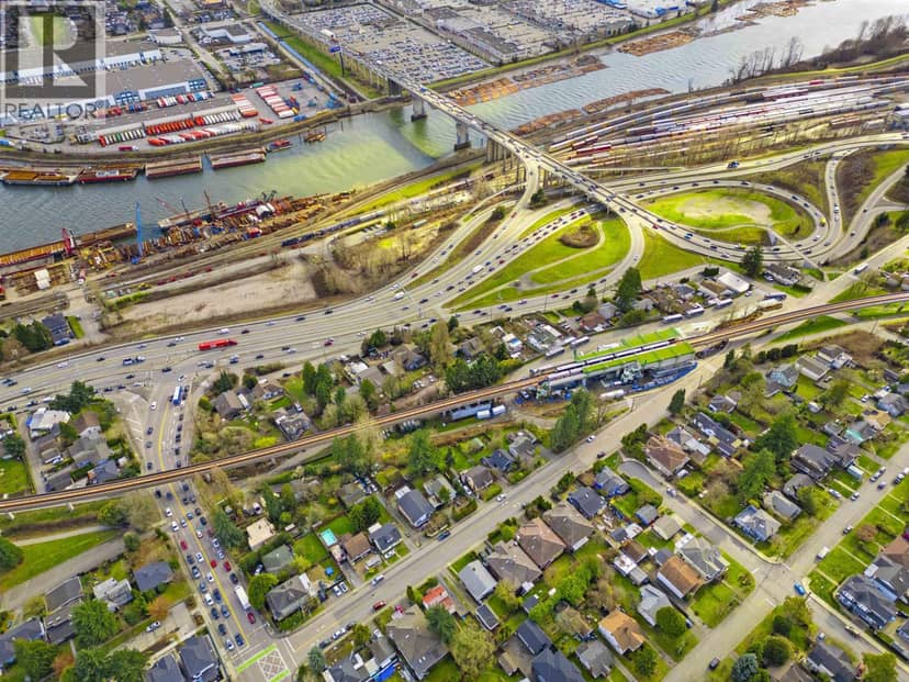 2013 MARINE WAY, New Westminster