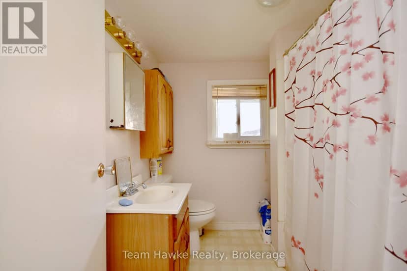 2645 St Amant Road — photo 10 of 26