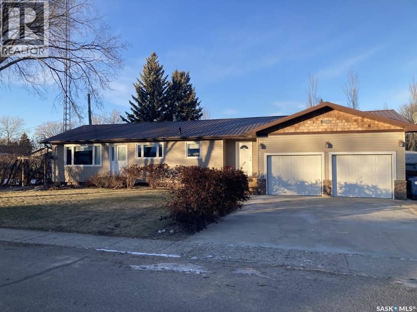 706 Grey AVENUE, Grenfell