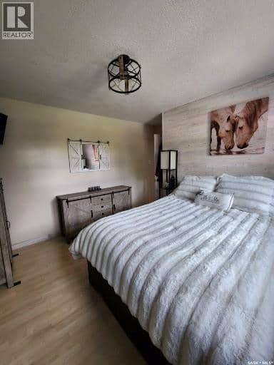 706 Grey AVENUE — photo 12 of 40