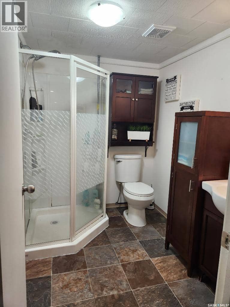 706 Grey AVENUE — photo 29 of 40