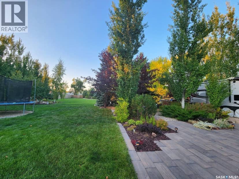 706 Grey AVENUE — photo 32 of 40