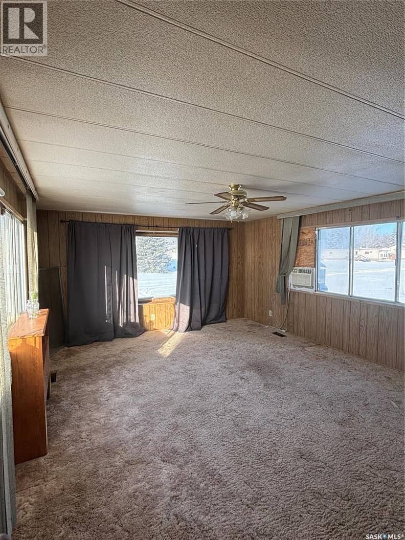 194 Heward STREET — photo 2 of 27