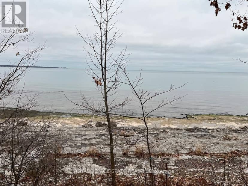 2823 Lakeshore Road — photo 9 of 9