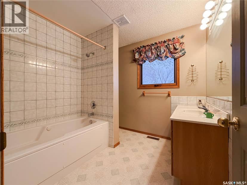 594 5th STREET W — photo 29 of 40
