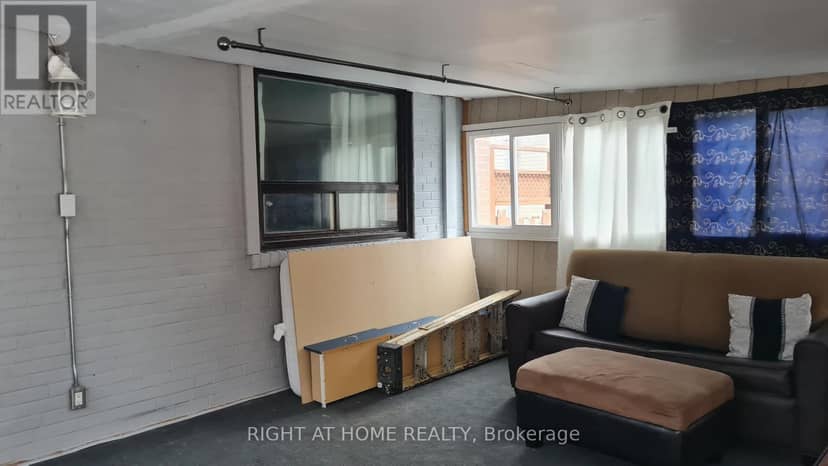 124 Overture Road — photo 27 of 40