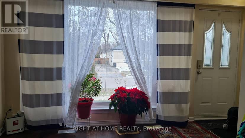 124 Overture Road — photo 7 of 40