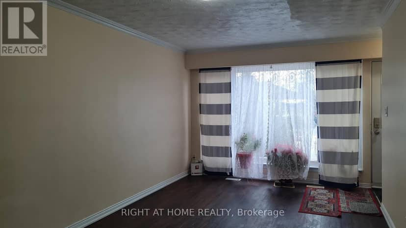 124 Overture Road — photo 8 of 40