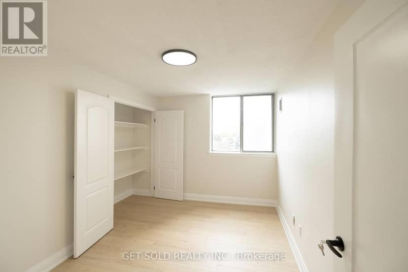 405 - 120 Dundalk Drive — photo 13 of 36