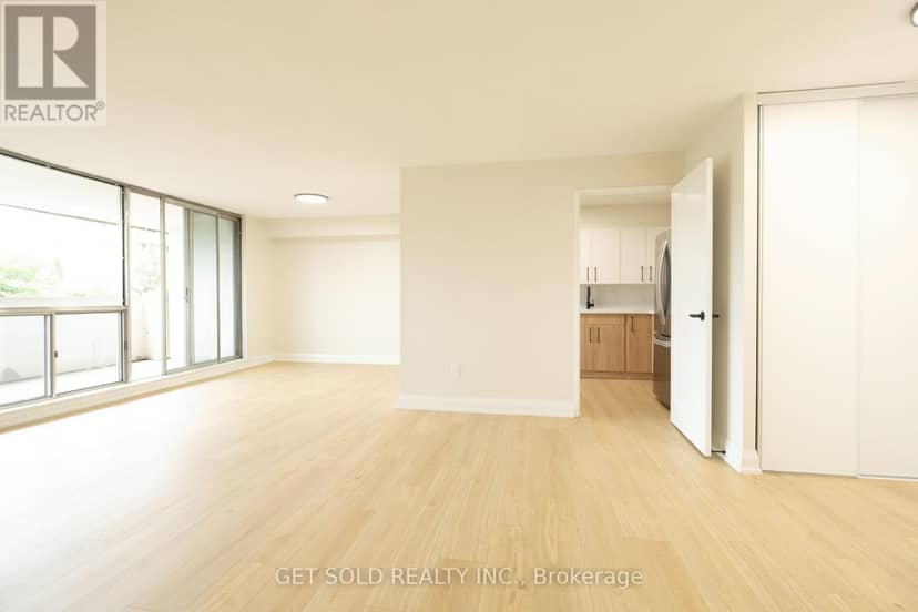 405 - 120 Dundalk Drive — photo 7 of 36