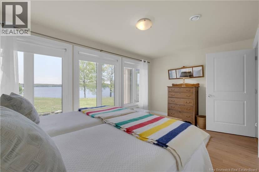 158 Hills Point Road — photo 33 of 40